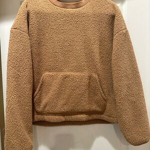 GAP Size Large Tan Sherpa Fleece Sweater.